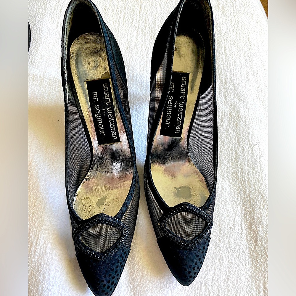 Stuart Weizmann Black Dress Pump in Show Off Black